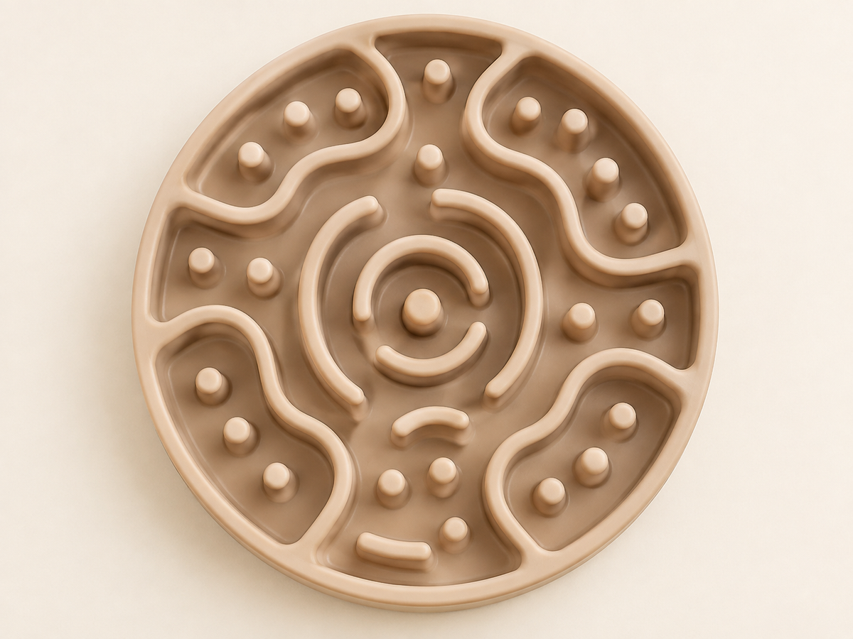Ridge and channel geometry in a silicone slow-feeding product concept