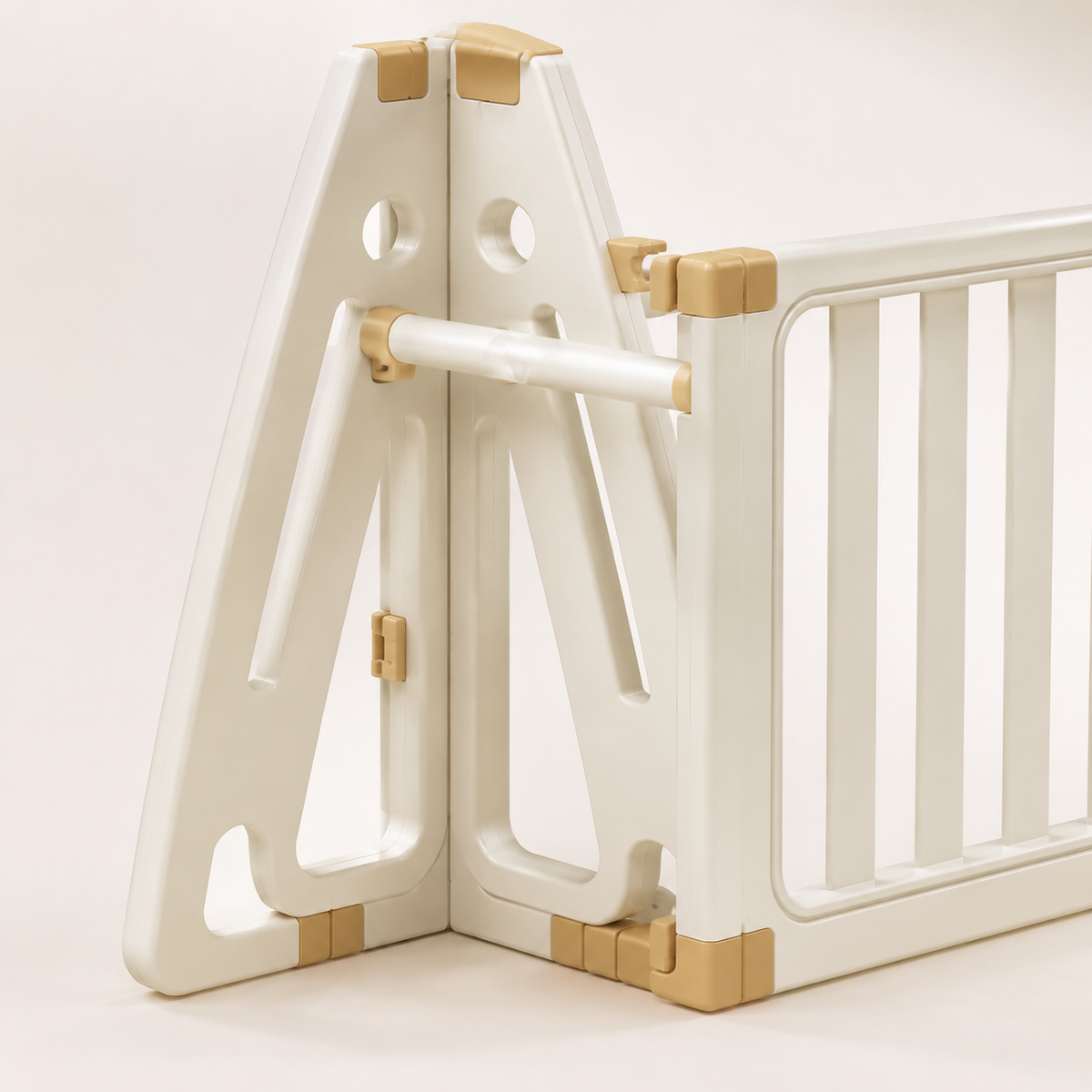 Percudi Angel Horse pet zone fence triangular support detail